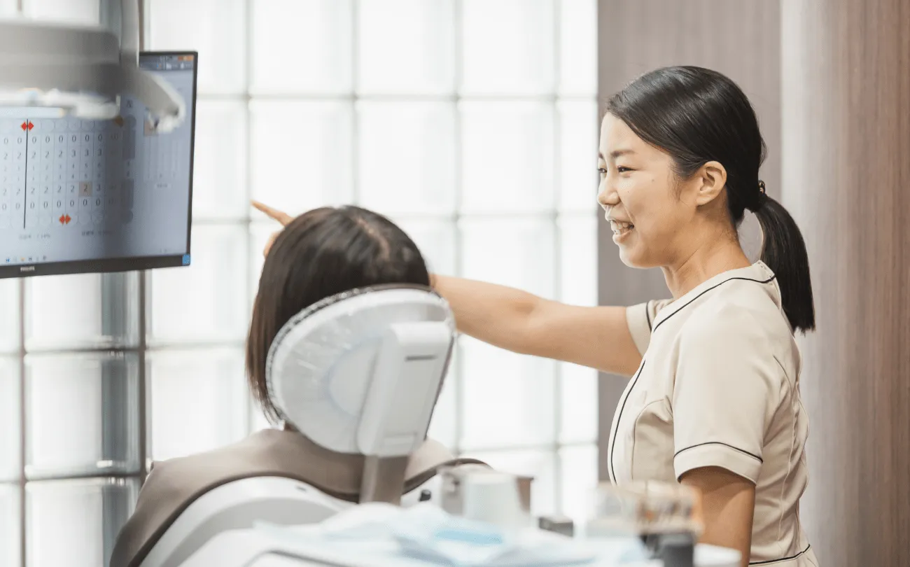 検査結果の説明（症状がある場合は応急処置）